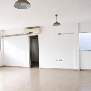 En Alquiler Locales Comerciales  Zona Equipetrol Av. San Martín