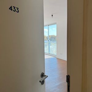 Dueño Vende - Apto 2 Dorm.+cochera - Muy Soleado Y Vista Despejada - 4°piso
