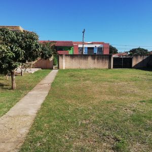 Casa C/gran Terreno 840m2 Zona Sur Residencial