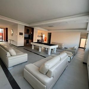 Venta De Departamento De 2 Dormitorios En Equipetrol 