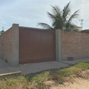 Casa En Venta En Esquina Sobre Avenida Pampa De La Isla 