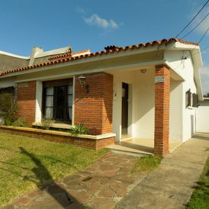 Casa En El Centro De La Paloma