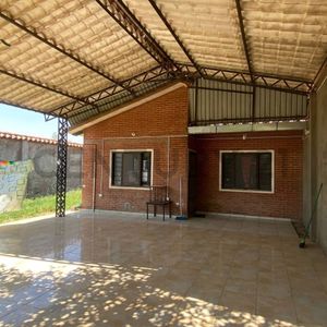 Casa En Venta Con Construcción Extra