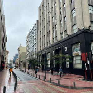Edificio En Venta Con Locales Comerciales Ciudad Vieja