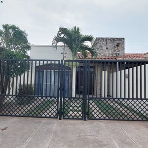 Casa En Venta Av. Canal Pedro Velez 6to An. Norte