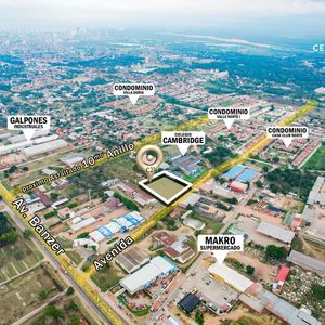 En Venta! Amplio Terreno En Av. Banzer