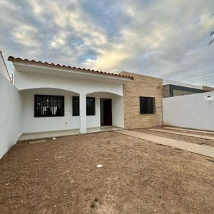 Casa En Venta Zona Este, Urb. La Tranquera