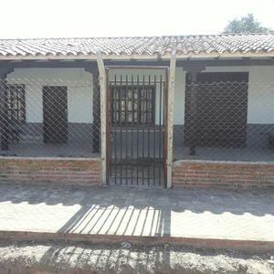 Casa En Venta Zona Virjen De Lujan 