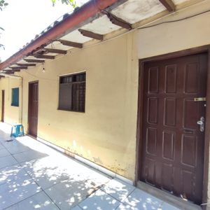  Casa En Venta Sobre Avenida – Ideal Para Inversión 