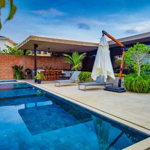 Colinas Del Urubó 1 - Preciosa Casa En Venta