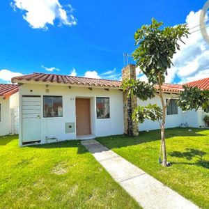 Casa En Venta Fontana Riviera II