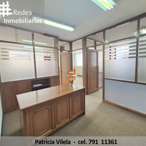 En Alquiler Hermosa Oficina En Pleno Prado De La Paz 