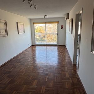 Dueño Vende Apartamento De 73 M2 En Buceo - 2 Dormitorios, 2 Baños Y Garaje