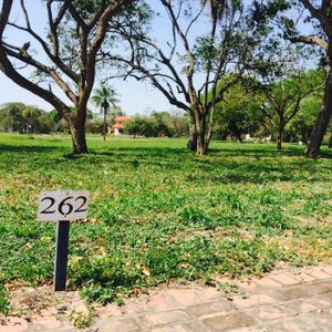 Hermoso Terreno En Venta De 553.22 M2 En Rio Selva Resort, Papeles Al Dia