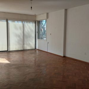 Edificio Sobre Avenida Con 4 Cocheras