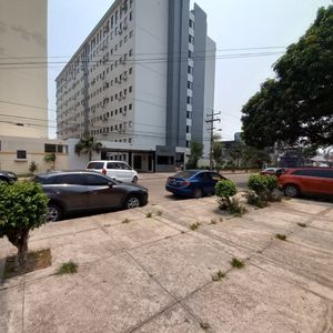 Amplio Departamento En Alquiler