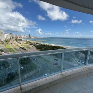 Venta - Exclusivo Apartamento Esquinero Millenium Tower, Punta Del Este