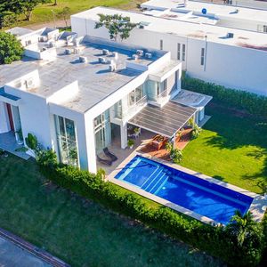 Casa De Lujo En Venta - El Paraiso Del Urubo