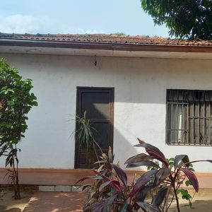 En Av.paraguá Entre 2do Y 3er Anillo, Casa En Venta