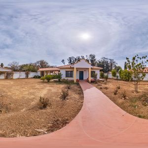 En Alquiler Casa En Barrio Los Alamos - Tarija