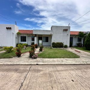 Casa En Venta Dentro De Condominio Zona Norte
