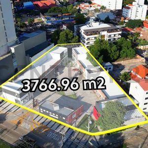 Exclusivo Terreno En Venta En El Triángulo De Oro, Equipetrol