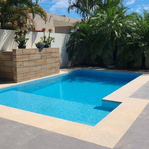 Lujosa Y Amplia Casa En Alquiler En Condominio En Urubo