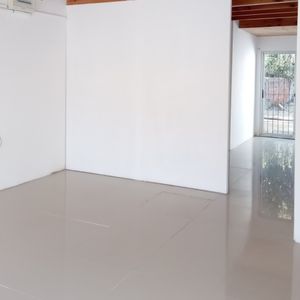 Excelente Ubicación Más Amplio Patio