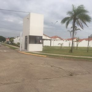 Casa Familiar