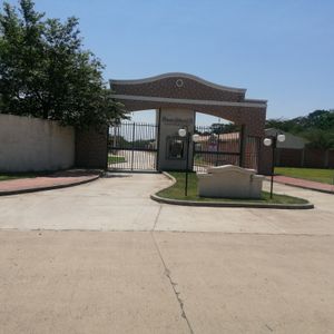 Casa En Venta A Estrenar, Zona Este, De 3 Dormitorios 