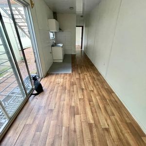 1950/ Apto 1 Dorm, Muy Iluminado, Patio Y Con Bajos Gc/ Curva De Maroñas