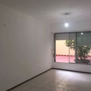 Venta Centro, 1 Dormitorio, Pb Cta Fte, Patio Exc, Porteria 24hs, Opc Gje