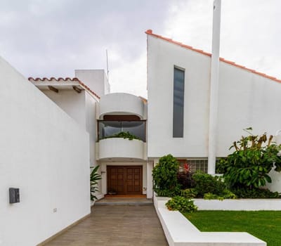Casa En Venta - Urbari
