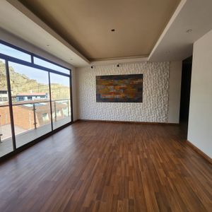 Departamento A Estrenar Con Balcones En Achumani