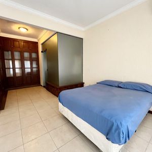 Casa En Venta Zona Este, 4to Anillo Guaracachi