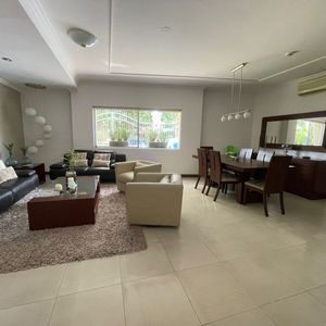 Barrio Las Palmas Depto De 3 Dormitorios En Planta Baja En Venta