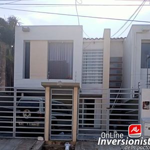  Casa En Venta!!  Excelente Ubicación Para Vivienda O Empresa