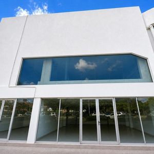 En Alquiler Locales Comerciales  Zona Norte Av. Cristobal De Mendoza