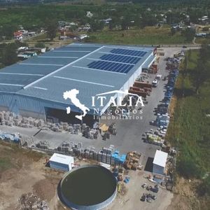 Predio Logistico Y Comercial De 10000 M2 Techados Y 4000 Exteriores En 3 Hec