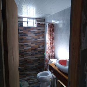Terreno Con Mejoras Para Terminar A Gusto Del Comprador