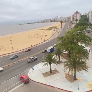 Vendo Con Renta De Usd 2.000 Apto Amplio 220m2 Club Banco República 