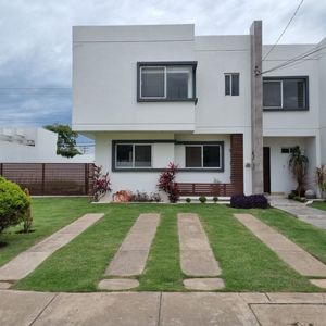 Casa En Anticretico O Venta 