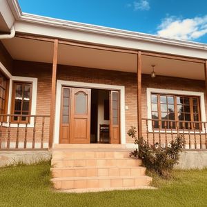 Alquiler Amplia Casa Inicio De Achumani