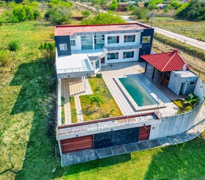 Hermosa Casa Quinta De 2 Plantas En Venta – Zona Norte, Warnes