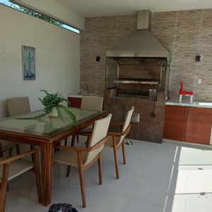 Hermosa Casa En Anticretico 