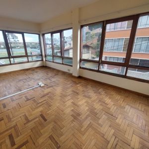  En Alquiler – Oficina En Sopocachi