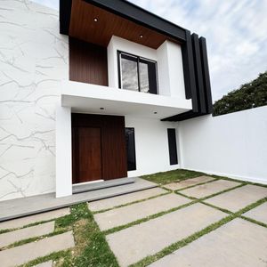 Casa A Estrenar Con Piscina Propia En Venta