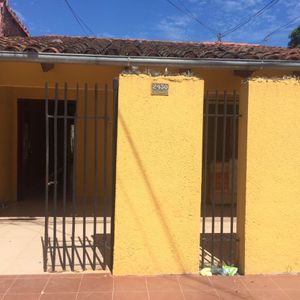 Casa Semi Independiente