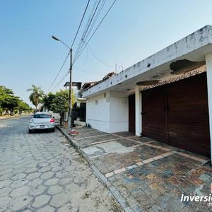 Casa En Venta En Urbari 
