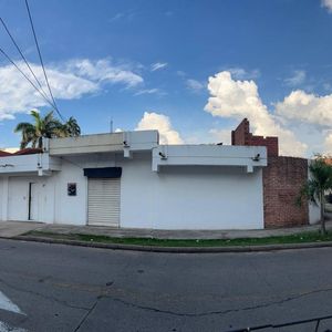 Casa En Alquiler Para Empresa U Oficinas Ubicada En Zona Comercial